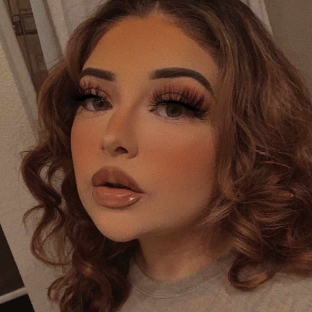 Meet your Posher, Vivien